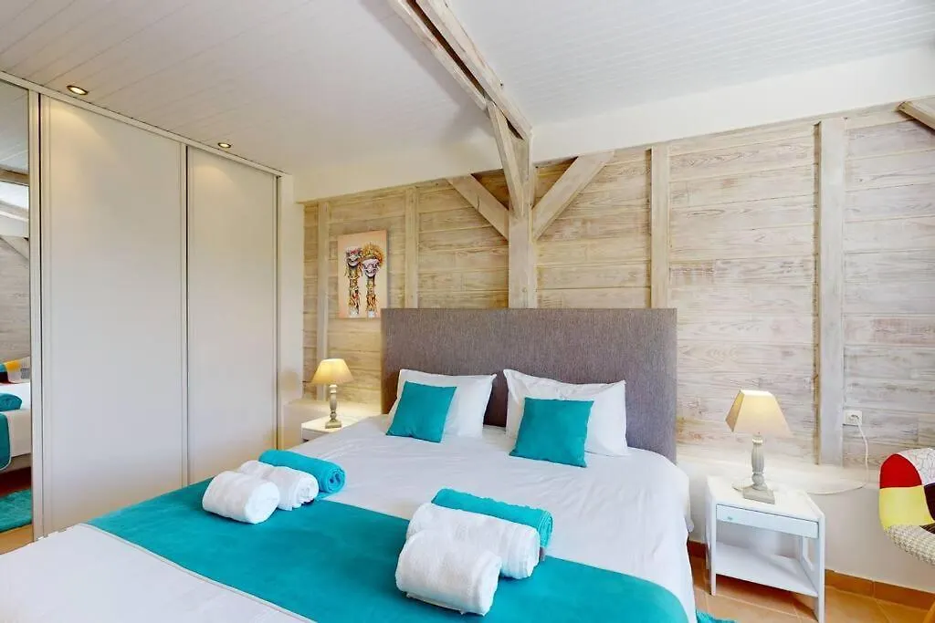 Вилла Domaine De L'Anse Simon - Piscine - 7 Chambres Ле-Воклен