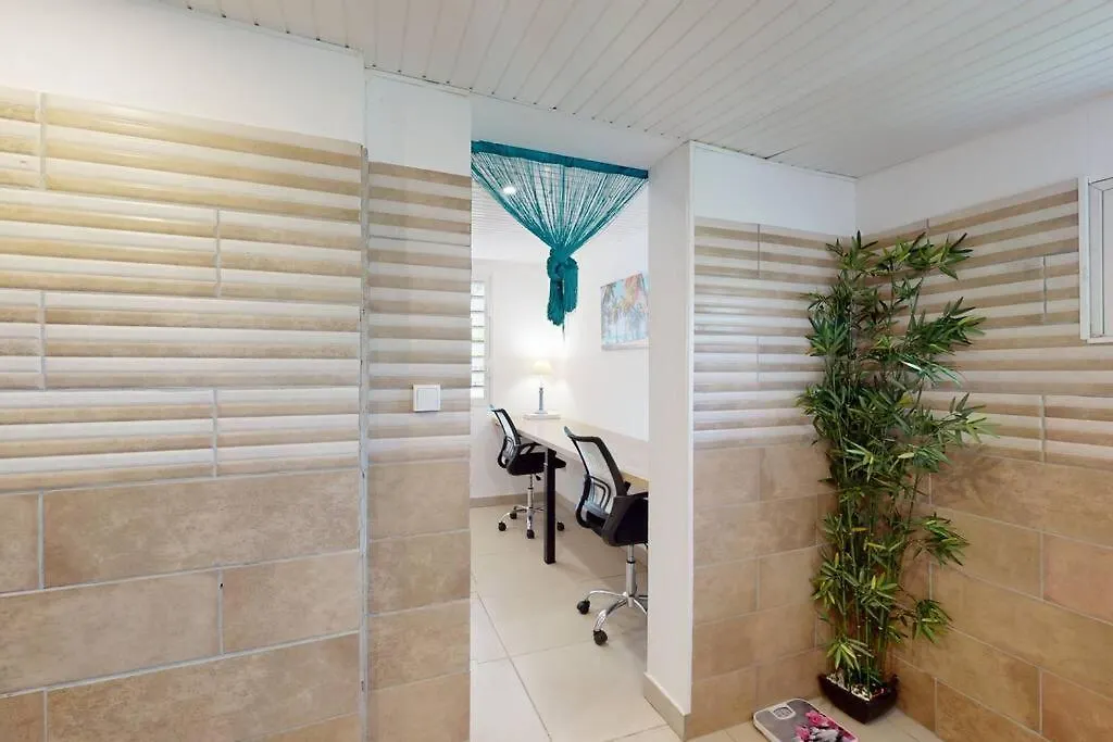 Domaine De L'Anse Simon - Piscine - 7 Chambres Le Vauclin 0*,